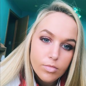 Meet your Posher, Devon